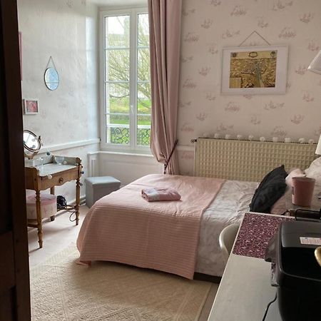 Le Trianon Bed & Breakfast Le Bourgneuf-la-Foret Ngoại thất bức ảnh